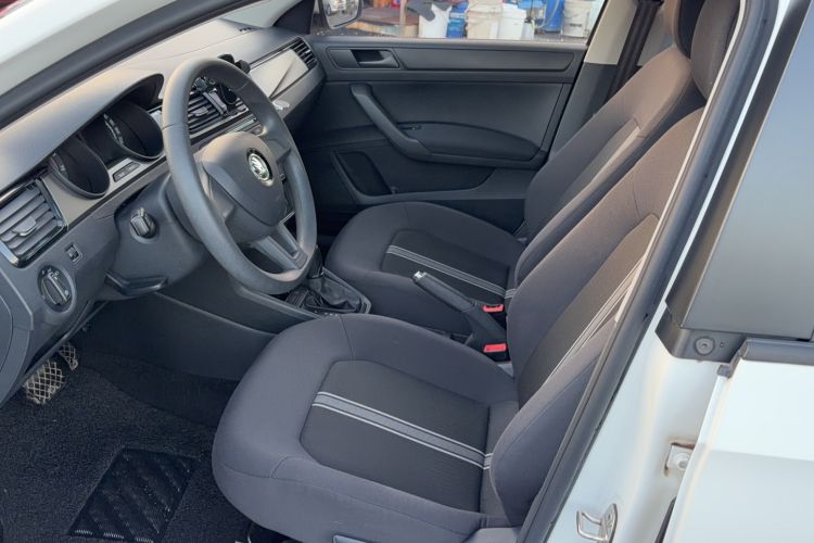 Used Skoda Rapid Spaceback 2020 1.5L Automatic Standard Edition Driver Seat