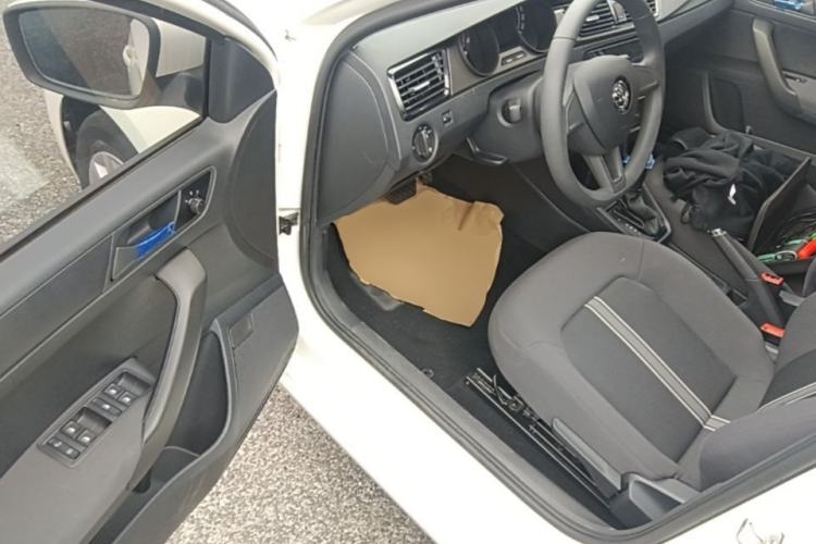Used Skoda Rapid Spaceback 2020 1.5L Automatic Standard Edition Driver Seat
