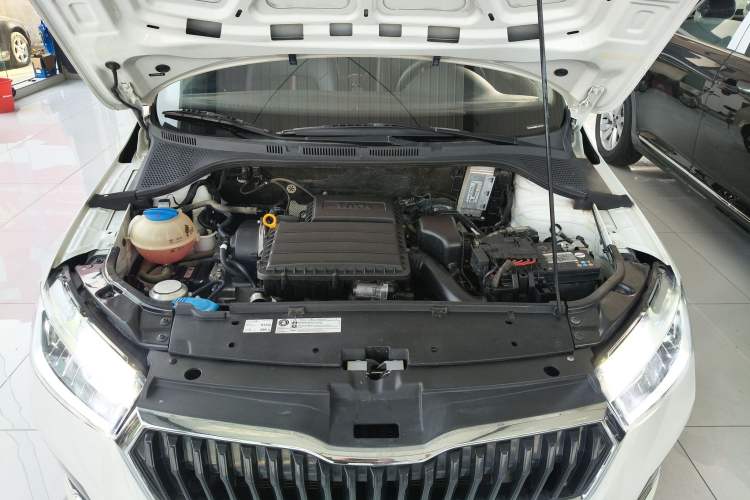 Used Skoda Rapid Spaceback 2020 1.5L Automatic Comfort Edition Engine Bay