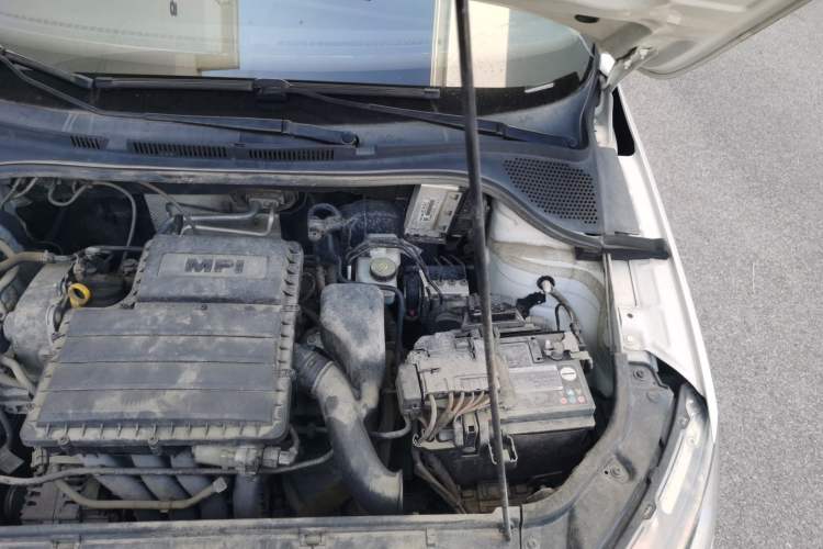 Used Skoda Rapid Spaceback 2020 1.5L Automatic Standard Edition Engine Bay Left