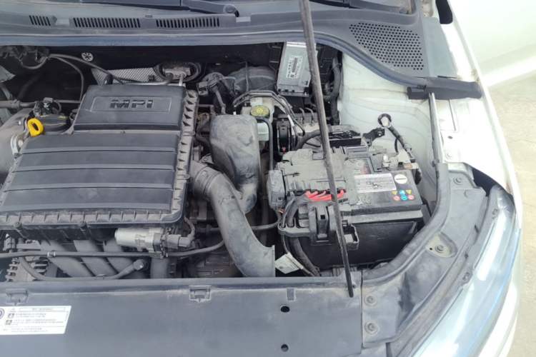 Used Skoda Rapid Spaceback 2020 1.5L Automatic Standard Edition Engine Bay Left