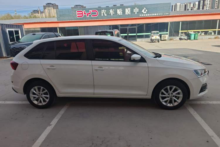 Used Skoda Rapid Spaceback 2020 1.5L Automatic Standard Edition Exterior 2