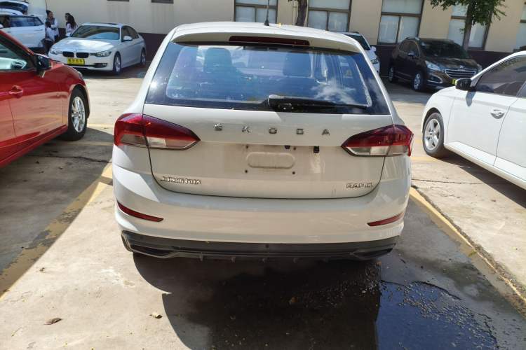 Used Skoda Rapid Spaceback 2020 1.5L Automatic Comfort Edition Exterior 4