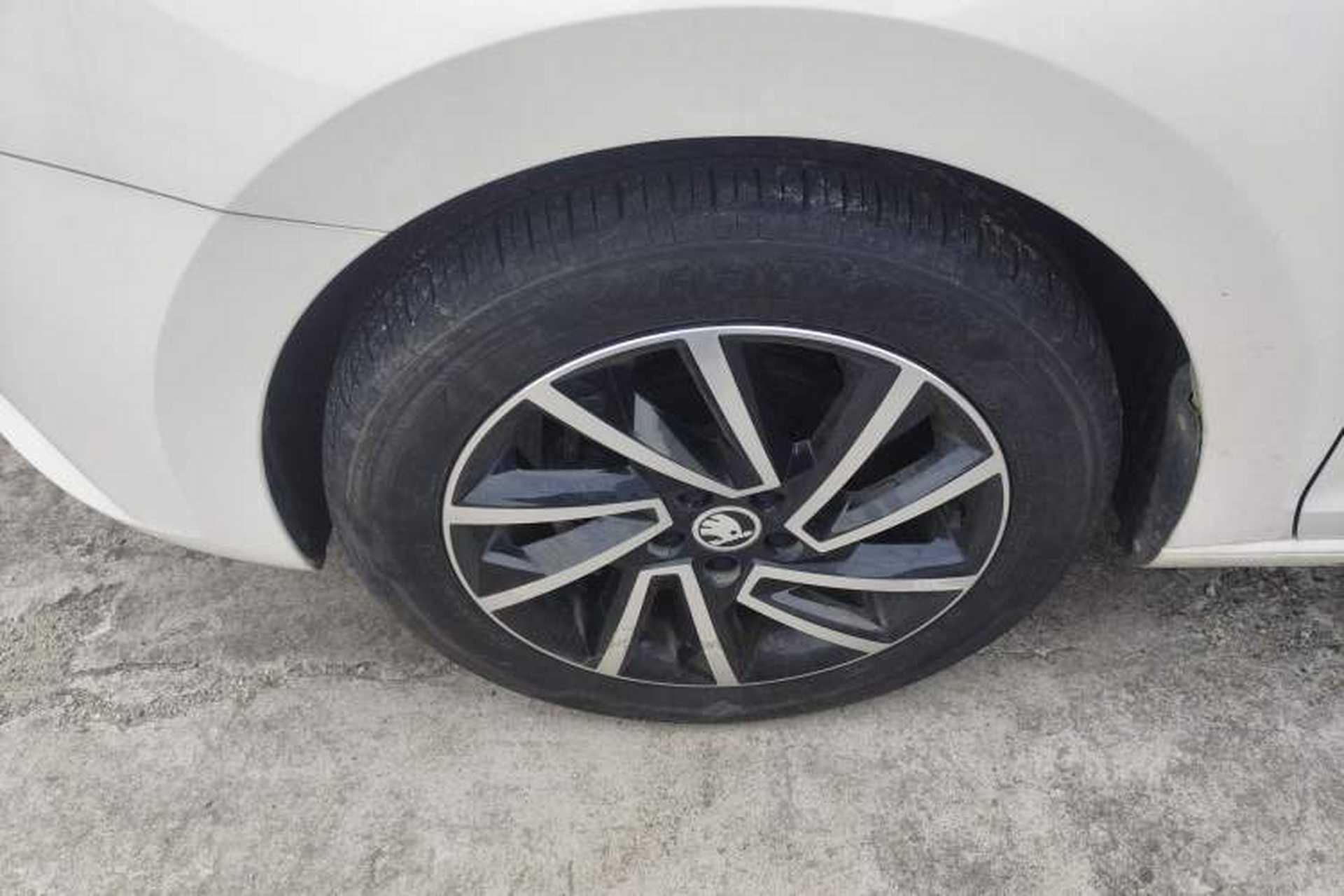 Used Skoda Rapid Spaceback 2020 1.5L Automatic Comfort Edition Exterior 4