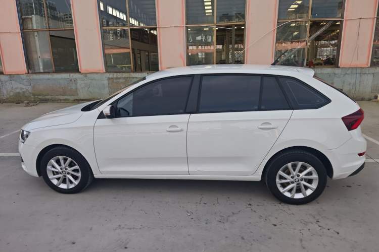 Used Skoda Rapid Spaceback 2020 1.5L Automatic Standard Edition Exterior 5