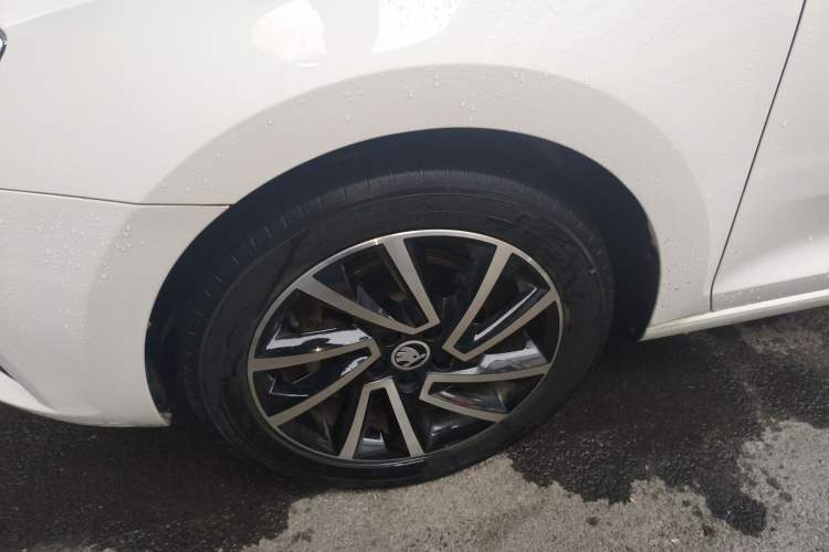 Used Skoda Rapid Spaceback 2020 1.5L Automatic Comfort Edition Exterior 7