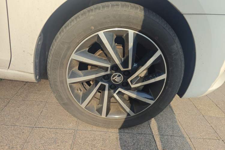 Used Skoda Rapid Spaceback 2020 1.5L Automatic Comfort Edition Exterior 7