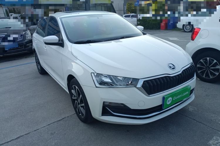 Used Skoda Rapid Spaceback 2020 1.5L Automatic Comfort Edition Front Right 45 Deg