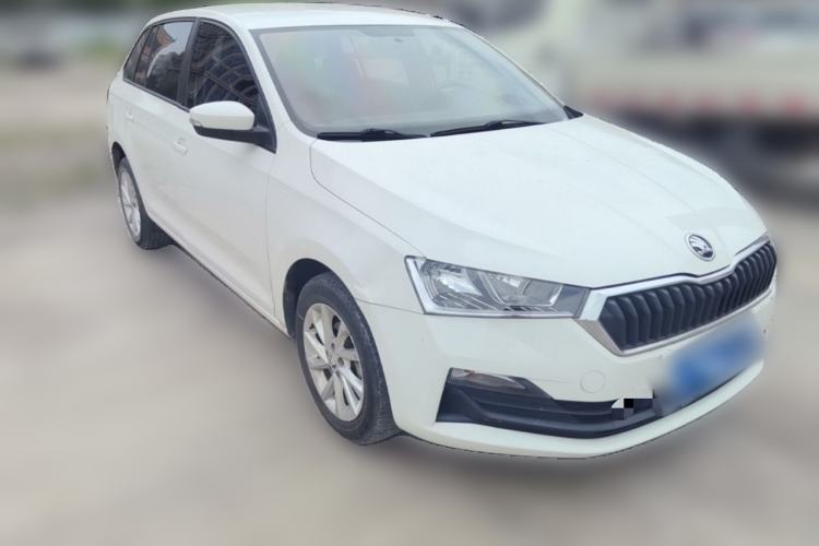 Used Skoda Rapid Spaceback 2020 1.5L Automatic Standard Edition Front Right 45 Deg