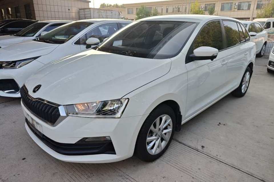 Skoda Rapid Spaceback 2020