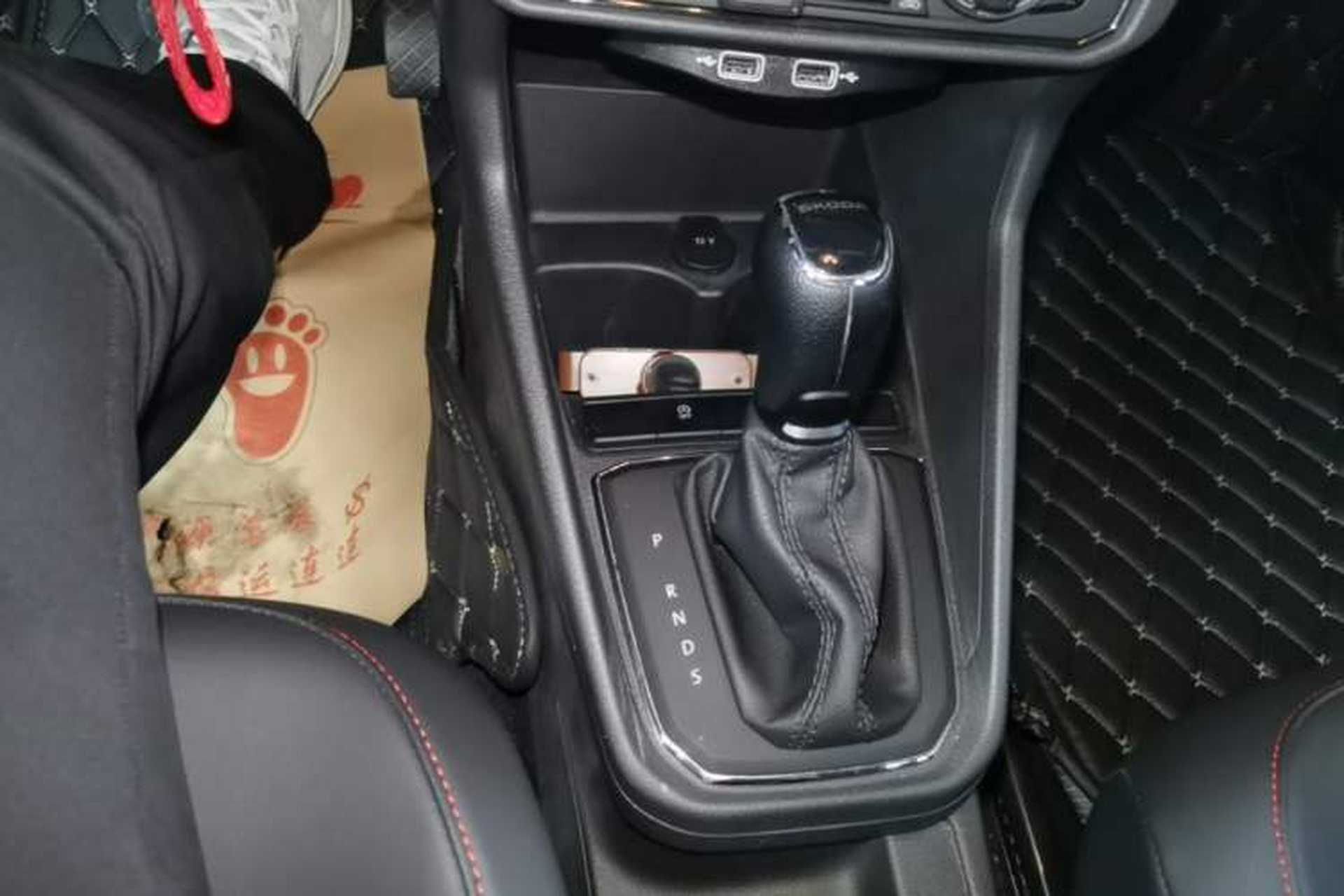 Used Skoda Rapid Spaceback 2020 1.5L Automatic Comfort Edition Gear Lever