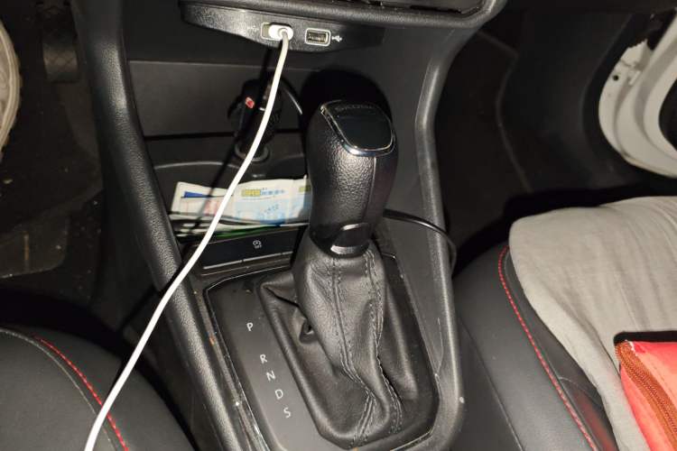 Used Skoda Rapid Spaceback 2020 1.5L Automatic Comfort Edition Gear Lever
