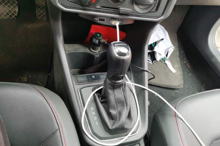 Used Skoda Rapid Spaceback 2020 1.5L Automatic Comfort Edition Gear Lever