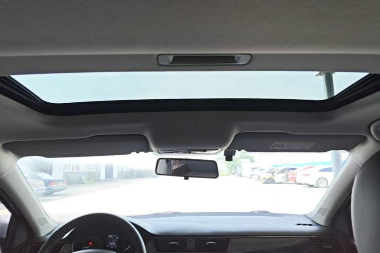 Used Skoda Rapid Spaceback 2020 1.5L Automatic Comfort Edition Headliner