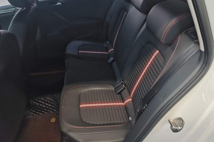 Used Skoda Rapid Spaceback 2020 1.5L Automatic Comfort Edition Interior 2