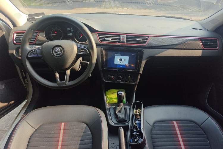 Used Skoda Rapid Spaceback 2020 1.5L Automatic Comfort Edition Interior 2