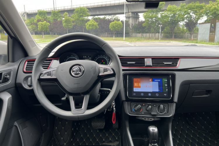 Used Skoda Rapid Spaceback 2020 1.5L Automatic Comfort Edition Interior 4