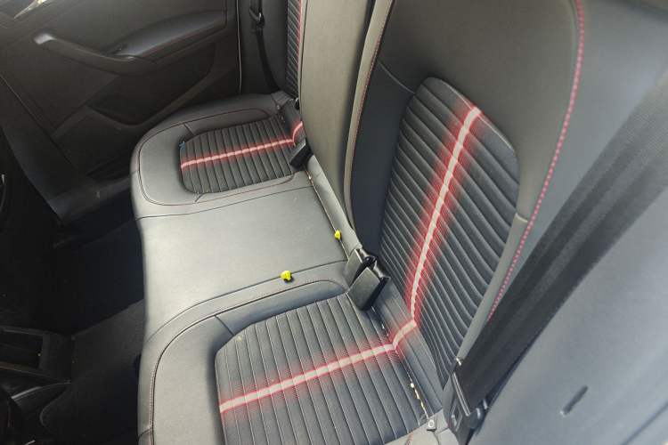 Used Skoda Rapid Spaceback 2020 1.5L Automatic Comfort Edition Interior 4