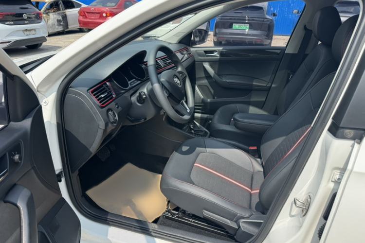 Used Skoda Rapid Spaceback 2020 1.5L Automatic Comfort Edition Interior 4