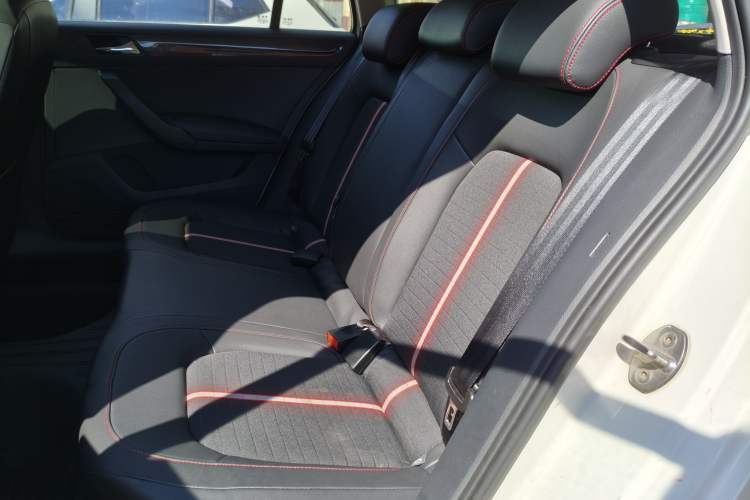 Used Skoda Rapid Spaceback 2020 1.5L Automatic Comfort Edition Interior 6