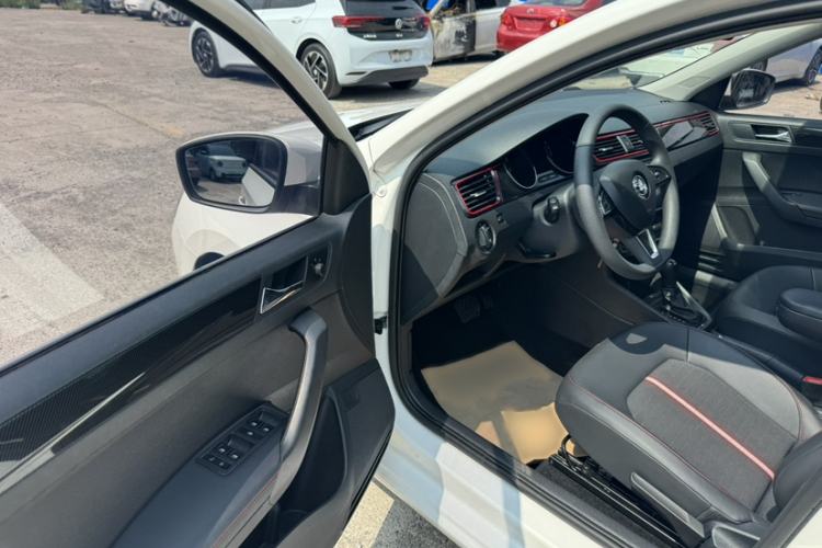 Used Skoda Rapid Spaceback 2020 1.5L Automatic Comfort Edition Interior 6