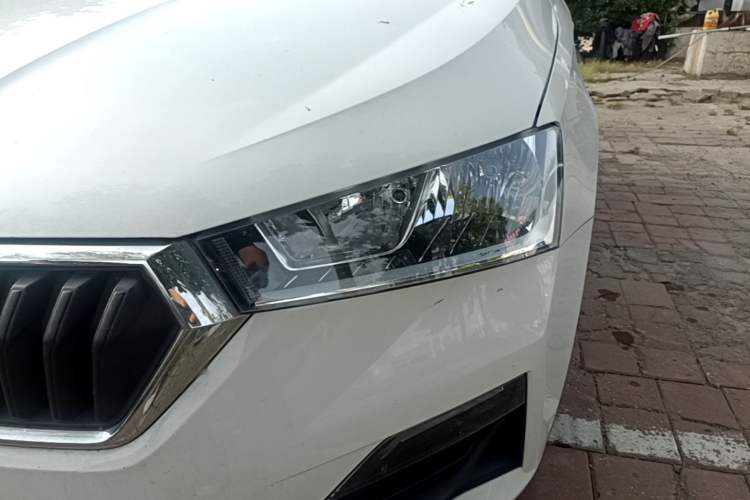 Used Skoda Rapid Spaceback 2020 1.5L Automatic Sport Edition Left Front Headlight