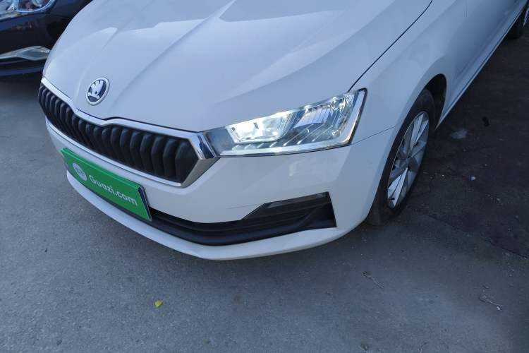 Used Skoda Rapid Spaceback 2020 1.5L Automatic Standard Edition Left Front Headlight