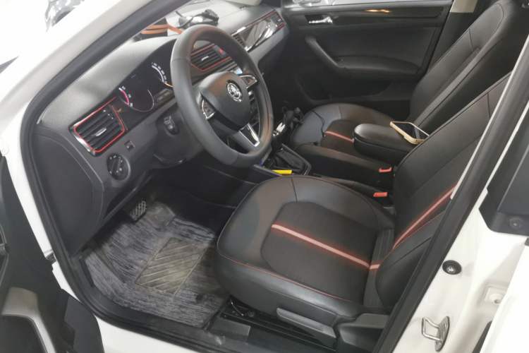 Used Skoda Rapid Spaceback 2020 1.5L Automatic Comfort Edition Left Front Seat