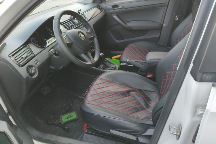 Used Skoda Rapid Spaceback 2020 1.5L Automatic Standard Edition Left Front Seat