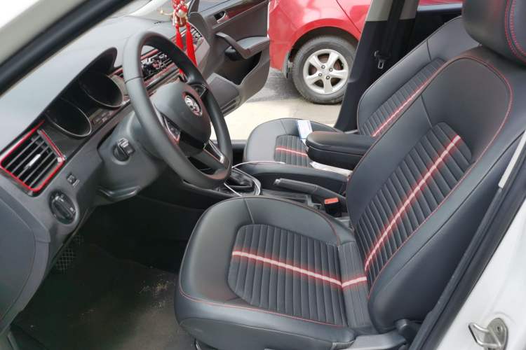 Used Skoda Rapid Spaceback 2020 1.5L Automatic Comfort Edition Left Front Seat