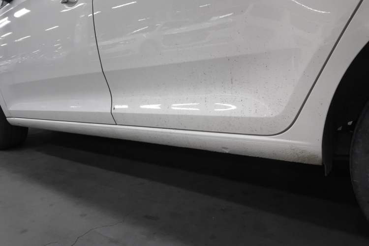 Used Skoda Rapid Spaceback 2020 1.5L Automatic Standard Edition Left Side Sill
