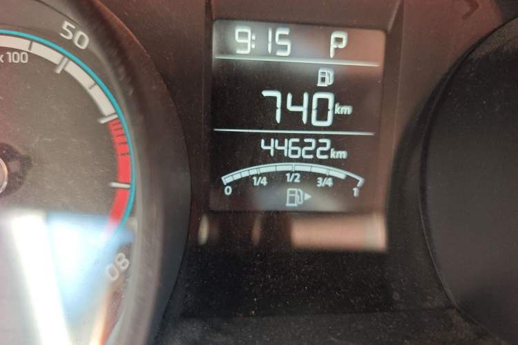 Used Skoda Rapid Spaceback 2020 1.5L Automatic Standard Edition Odometer Close Up