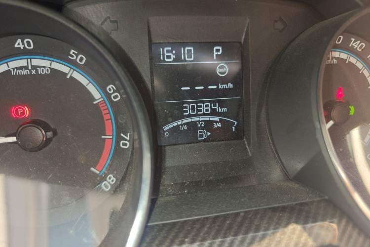 Used Skoda Rapid Spaceback 2020 1.5L Automatic Comfort Edition Odometer Close Up