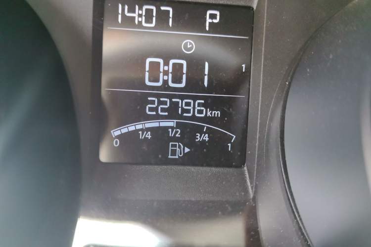 Used Skoda Rapid Spaceback 2020 1.5L Automatic Comfort Edition Odometer Close Up