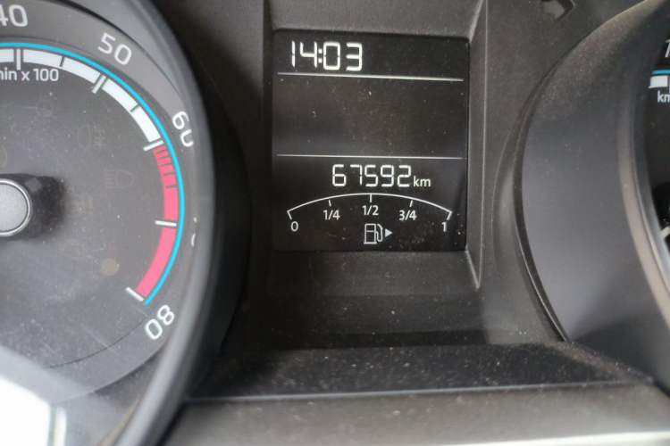 Used Skoda Rapid Spaceback 2020 1.5L Automatic Standard Edition Odometer Close Up