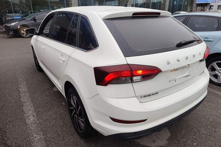 Used Skoda Rapid Spaceback 2020 1.5L Automatic Comfort Edition Rear Left 45 Deg