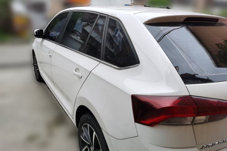 Used Skoda Rapid Spaceback 2020 1.5L Automatic Comfort Edition Rear Left 45 Deg