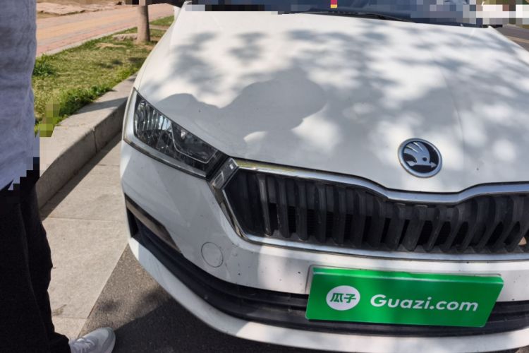 Used Skoda Rapid Spaceback 2020 1.5L Automatic Standard Edition Right Front Headlight