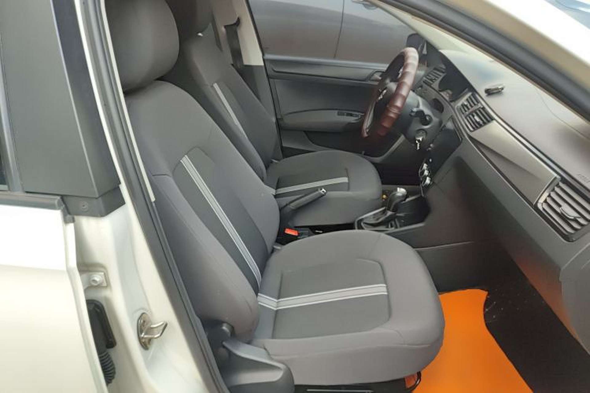 Used Skoda Rapid Spaceback 2020 1.5L Automatic Standard Edition Right Front Seat
