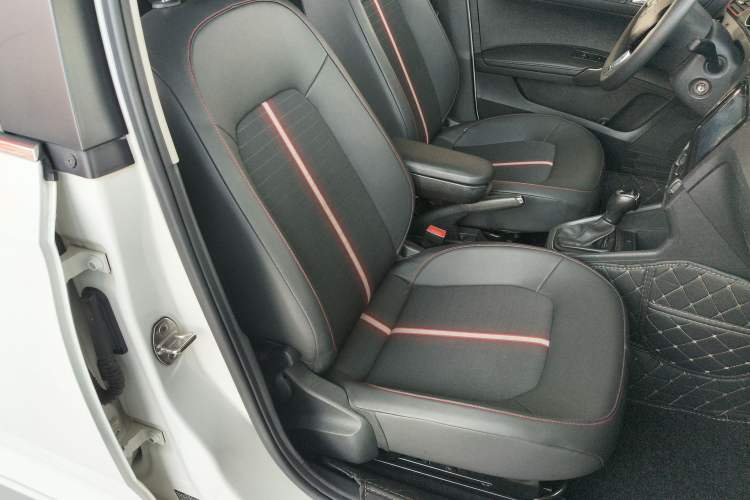 Used Skoda Rapid Spaceback 2020 1.5L Automatic Comfort Edition Right Front Seat