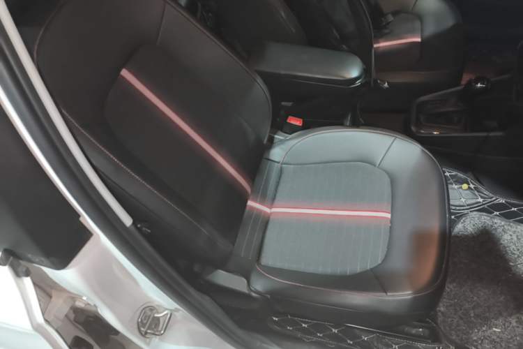 Used Skoda Rapid Spaceback 2020 1.5L Automatic Comfort Edition Right Front Seat