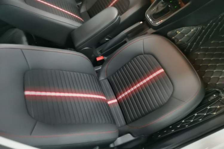 Used Skoda Rapid Spaceback 2020 1.5L Automatic Comfort Edition Right Front Seat