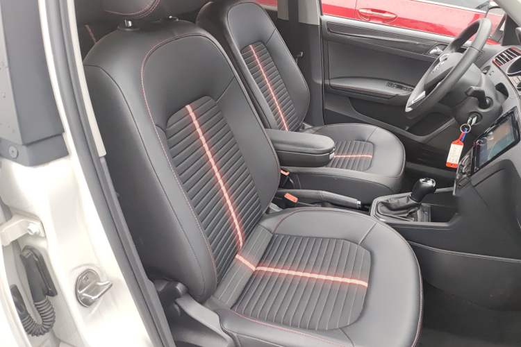 Used Skoda Rapid Spaceback 2020 1.5L Automatic Comfort Edition Right Front Seat