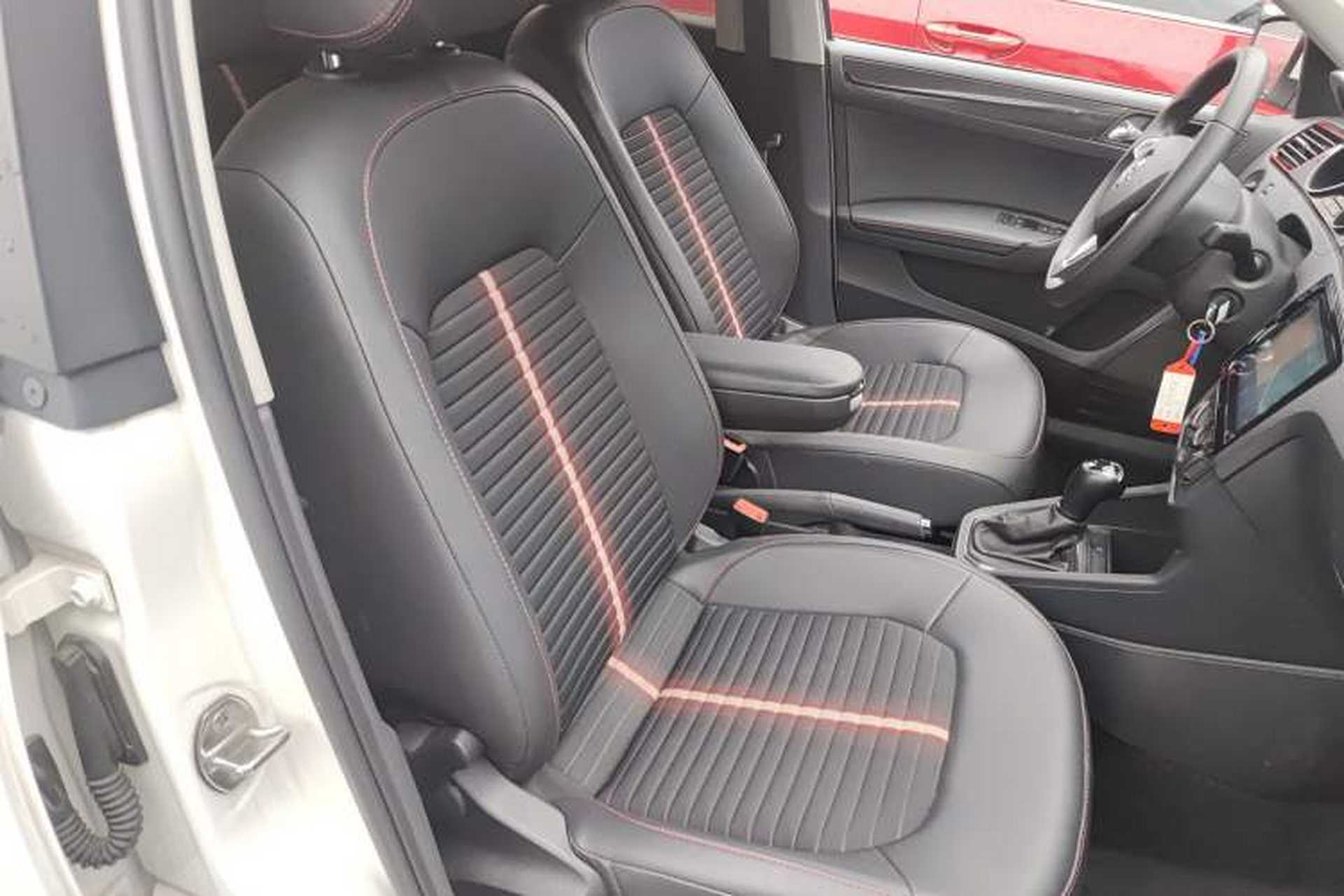 Used Skoda Rapid Spaceback 2020 1.5L Automatic Comfort Edition Right Front Seat