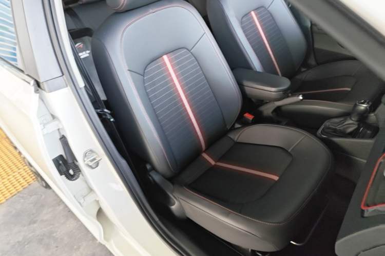 Used Skoda Rapid Spaceback 2020 1.5L Automatic Comfort Edition Right Front Seat