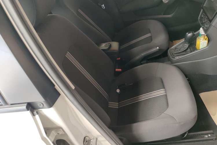Used Skoda Rapid Spaceback 2020 1.5L Automatic Standard Edition Right Front Seat