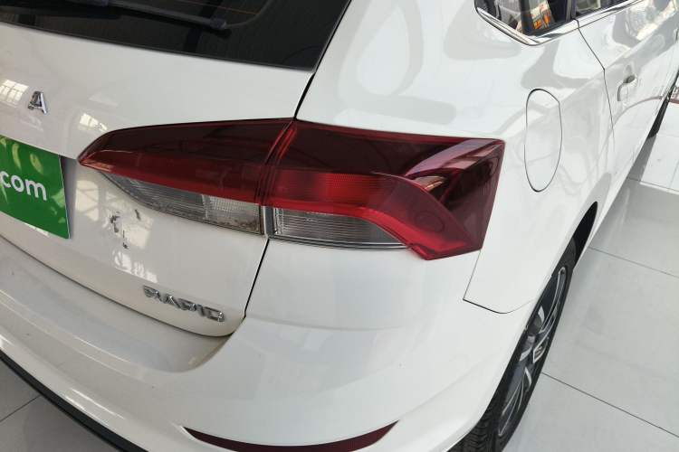 Used Skoda Rapid Spaceback 2020 1.5L Automatic Comfort Edition Right Rear Taillight