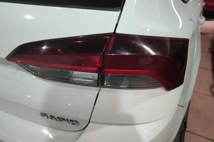 Used Skoda Rapid Spaceback 2020 1.5L Automatic Comfort Edition Right Rear Taillight