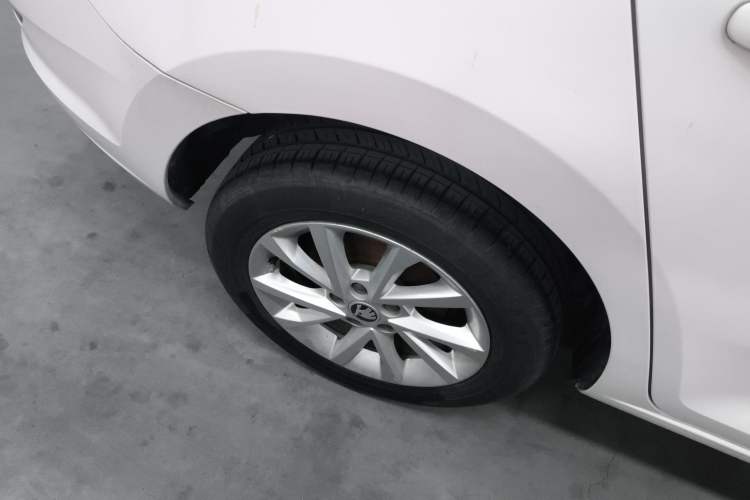 Used Skoda Rapid Spaceback 2020 1.5L Automatic Standard Edition Right Rear Wheel Hub