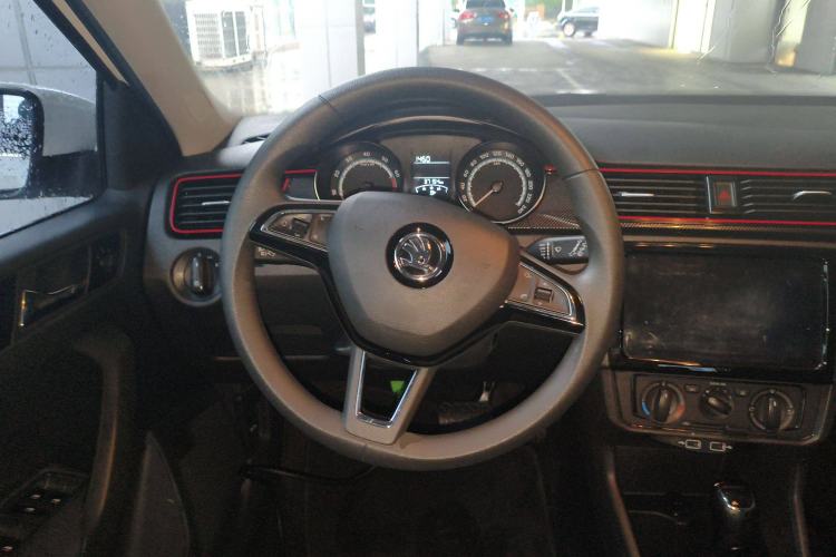 Used Skoda Rapid Spaceback 2020 1.5L Automatic Comfort Edition Steering Wheel